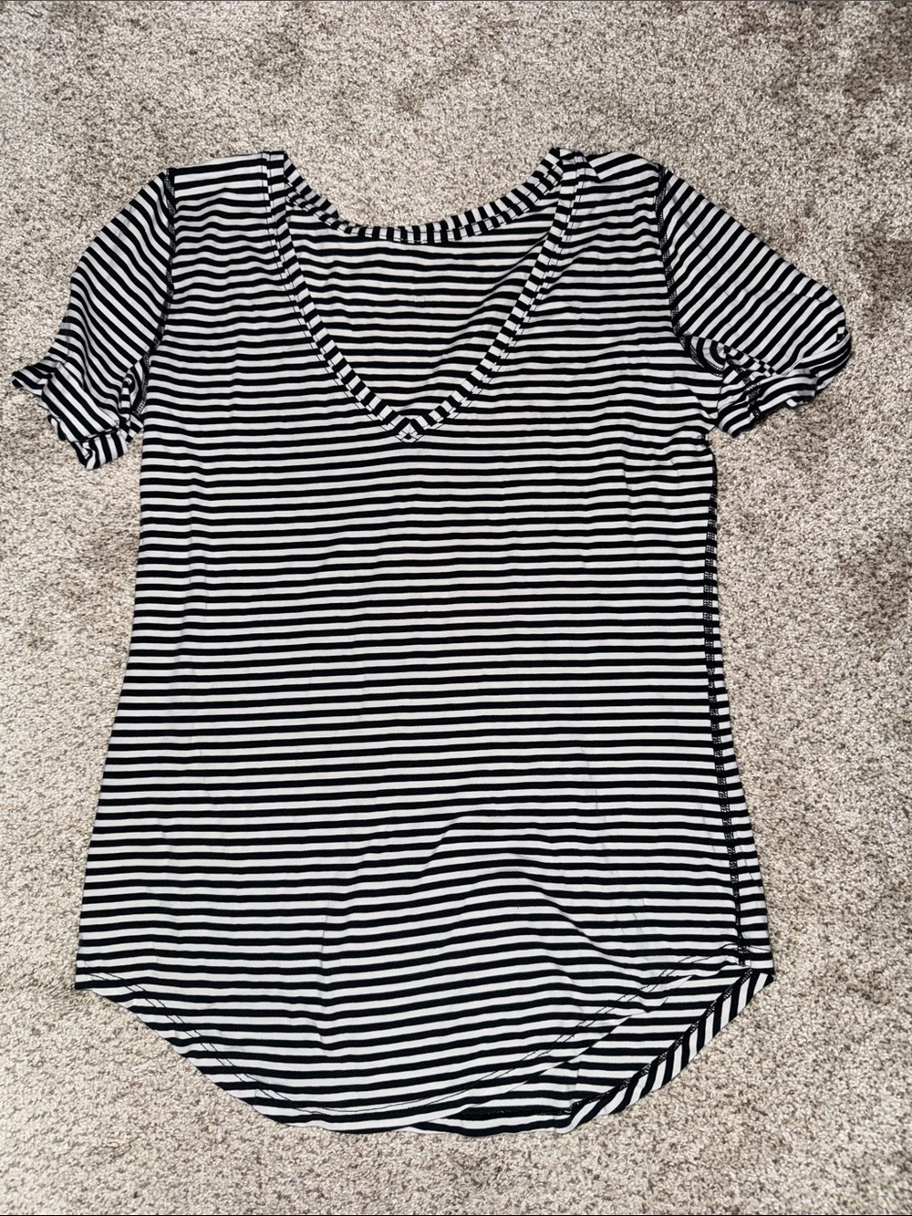 Women’s lululemon Love tee
